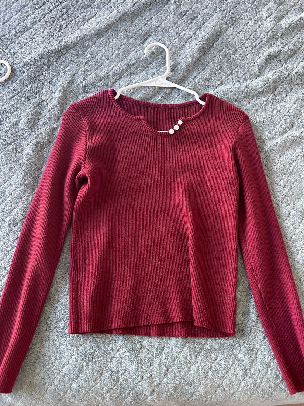 Free with purchase ❄️ Women’s Ribbed Long-Sleeve Sweater Burgundy